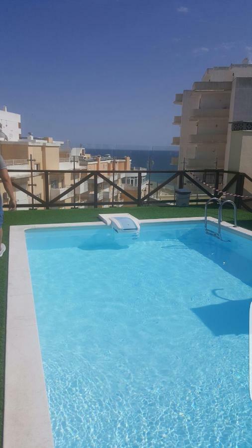 Ferienwohnung By The Sea - Rooftop Pools Armação de Pêra Exterior foto