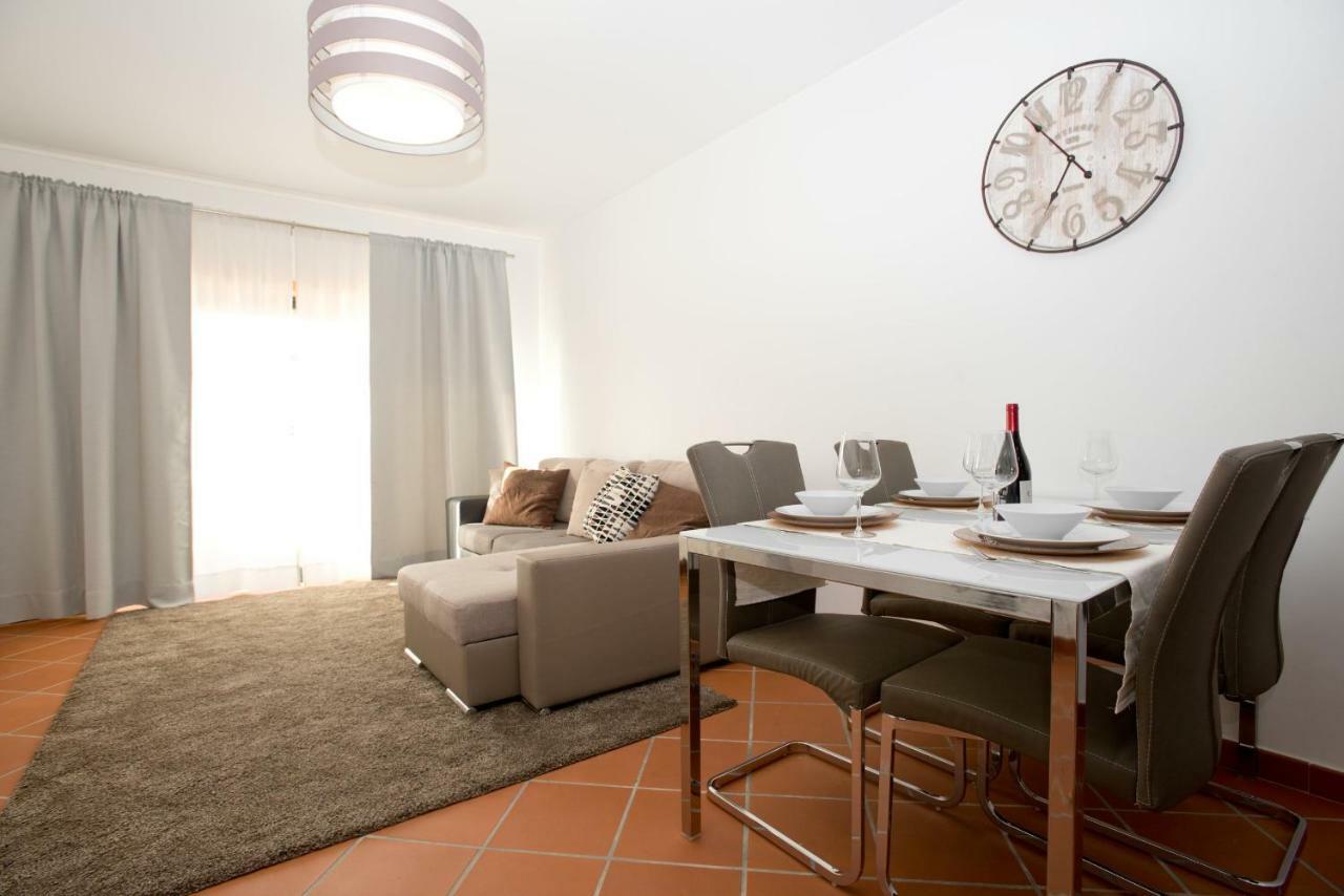 Ferienwohnung By The Sea - Rooftop Pools Armação de Pêra Exterior foto