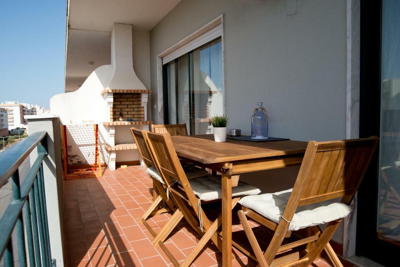 Ferienwohnung By The Sea - Rooftop Pools Armação de Pêra Exterior foto